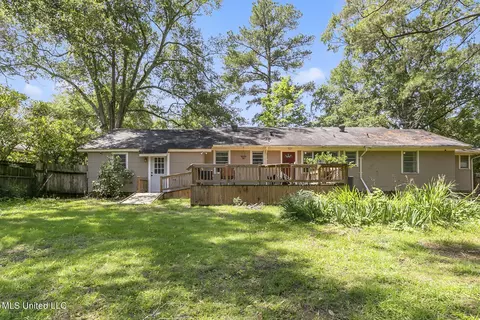 Exterior - 942 Meadowbrook Rd, Jackson, MS 39206 photo 5 of 5