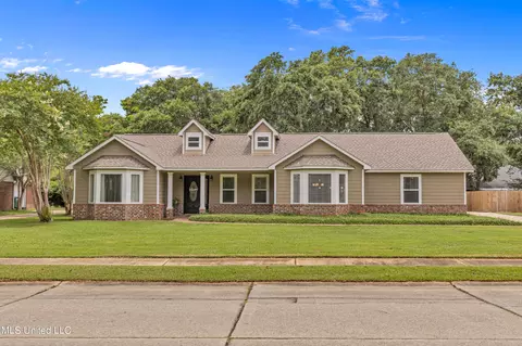 3805 Cabildo Pl, Ocean Springs, MS 39564