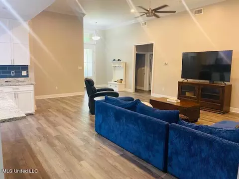 8428 Kimo Pl, Diamondhead, MS 39525 photo 6