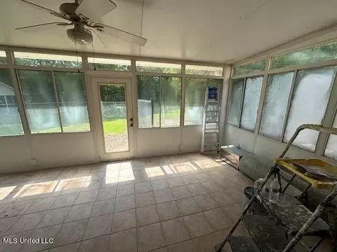 Exterior - 256 Hillcrest Dr, Brandon, MS 39042 photo 5 of 13
