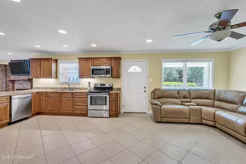234 Alexander Rd, Long Beach, MS 39560 photo 6