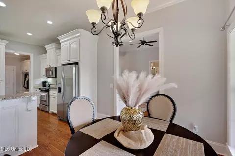 Dining - 101 Westerly Pl, Madison, MS 39110 photo 2 of 4