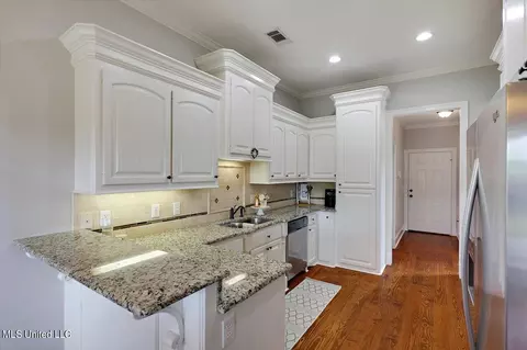 Kitchen - 101 Westerly Pl, Madison, MS 39110 photo 1 of 5