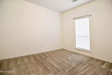 Bedroom - 4307 Bienville Rd, Nesbit, MS 38651 photo 4 of 4