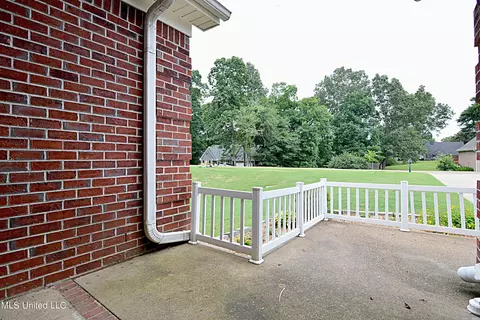 Exterior - 4307 Bienville Rd, Nesbit, MS 38651 photo 4 of 8