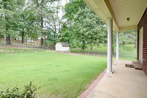 Exterior - 4307 Bienville Rd, Nesbit, MS 38651 photo 2 of 8