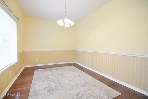 Dining - 4307 Bienville Rd, Nesbit, MS 38651 photo 1 of 2