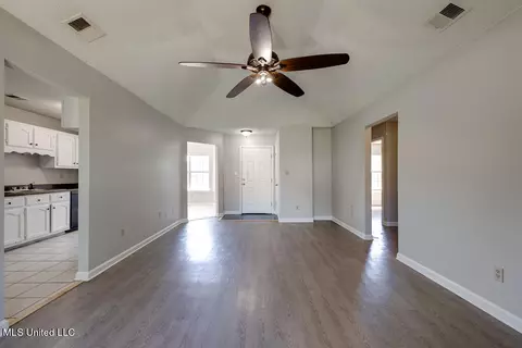 7350 Bramble Ln, Walls, MS 38680 photo 3