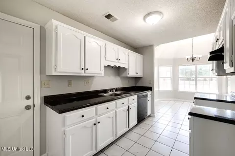 7350 Bramble Ln, Walls, MS 38680 photo 10
