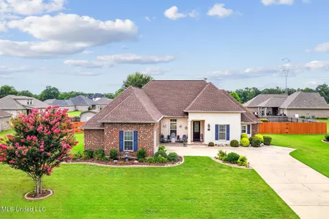 31 Bellmeade Dr, Carriere, MS 39426