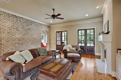 271 Lake Cir, Madison, MS 39110 photo 5