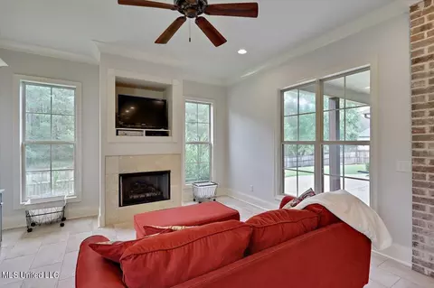 271 Lake Cir, Madison, MS 39110 photo 18