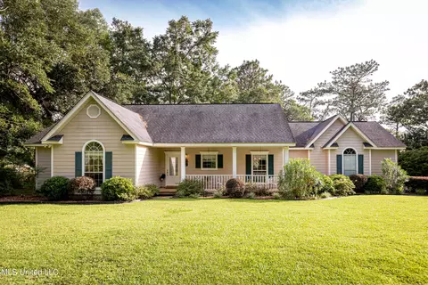 16313 Lake Dr E, Vancleave, MS 39565