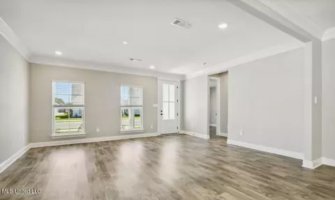 304 Glenrose Ave #LOT 40, Ocean Springs, MS 39564