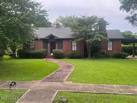 409 Crockett Ave, Greenwood, MS 38930