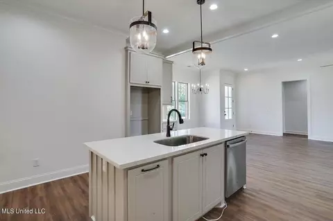882 Long Leaf Cir, Brandon, MS 39042 photo 7