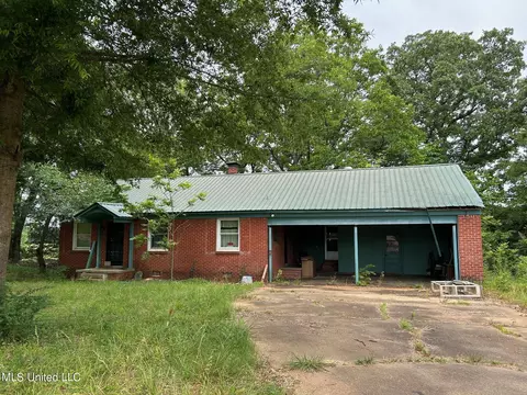 2235 Sycamore Rd, Coldwater, MS 38618