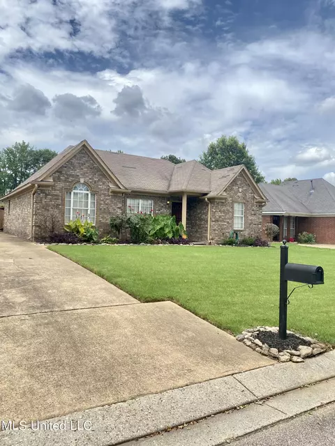 3766 Conrail Cir, Horn Lake, MS 38637