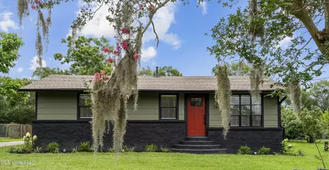 14304 4th Ave, Gulfport, MS 39503