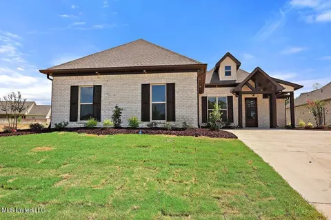 226 Bronson Bnd, Flowood, MS 39232