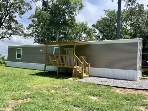 279 Barn St, Richland, MS 39218
