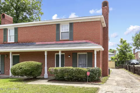 735 Wicklow Place Pl #B, Ridgeland, MS 39157