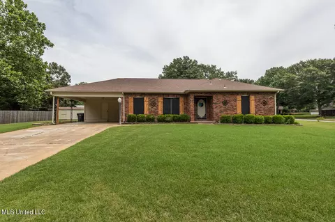 1380 Tara Dr, Hernando, MS 38632 photo 2
