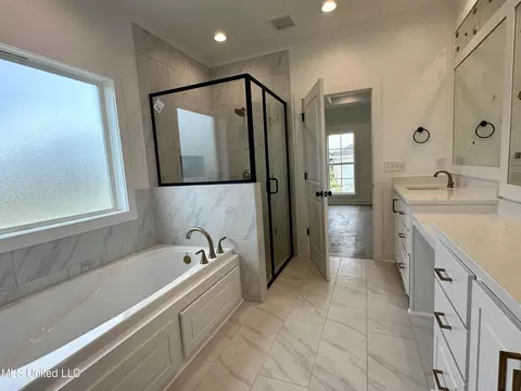 Bath - 801 Glenwild Cir, Canton, MS 39046 photo 3 of 5