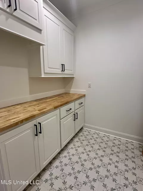 Other - 801 Glenwild Cir, Canton, MS 39046 photo 4 of 5