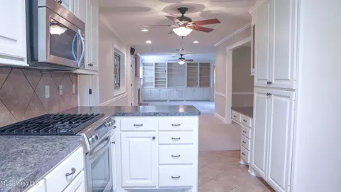 Other - 5921 Baxter Dr, Jackson, MS 39211 photo 6 of 15