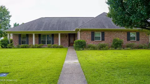 5921 Baxter Dr, Jackson, MS 39211