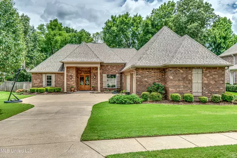 129 Hemlock Ln, Madison, MS 39110