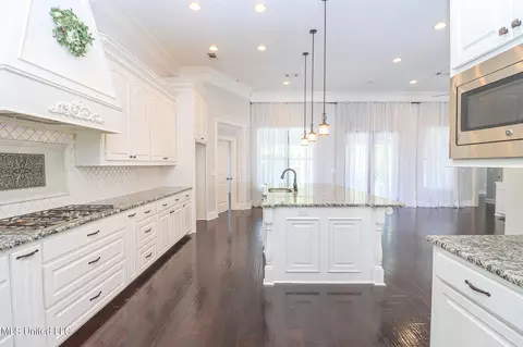 Kitchen - 707 Trailside Pl, Pearl, MS 39208 photo 6 of 6
