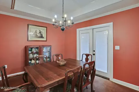Dining - 215 Overland Ln, Brandon, MS 39047 photo 1 of 2