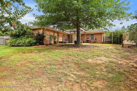 Exterior - 215 Overland Ln, Brandon, MS 39047 photo 9 of 9