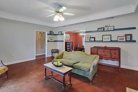 Other - 215 Overland Ln, Brandon, MS 39047 photo 2 of 6