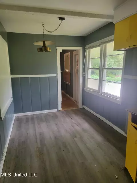 Entry Way - 3915 Faulk Blvd, Jackson, MS 39209 photo 1 of 1