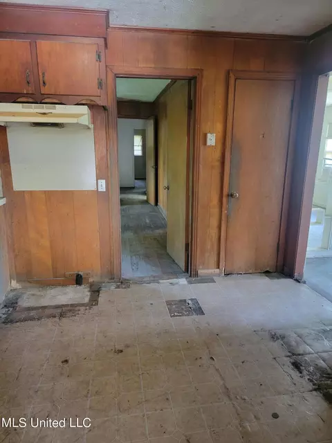 3927 Faulk Blvd, Jackson, MS 39209 photo 3