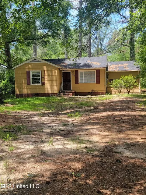 241 Lea Cir, Jackson, MS 39204