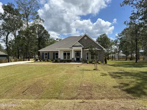 18840 Harrington Cir, Biloxi, MS 39532