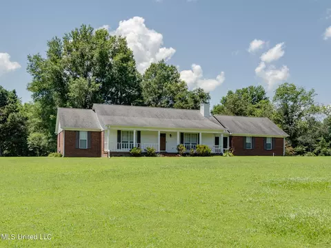 5035 S Rolling Pine Cir, Olive Branch, MS 38654