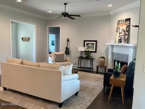 Living - 126 Shore View Dr, Madison, MS 39110 photo 3 of 3