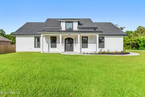 9375 Evans Rd, Gulfport, MS 39503