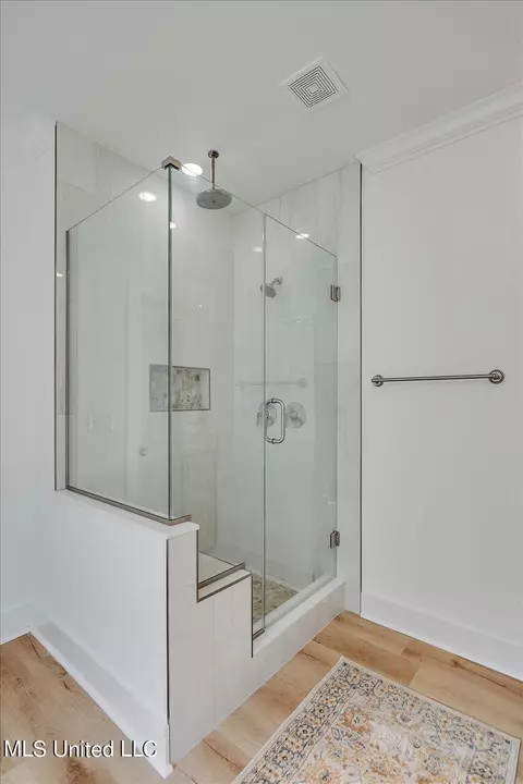 Bath - 905 Brunswick Ct, Flowood, MS 39232 photo 3 of 5