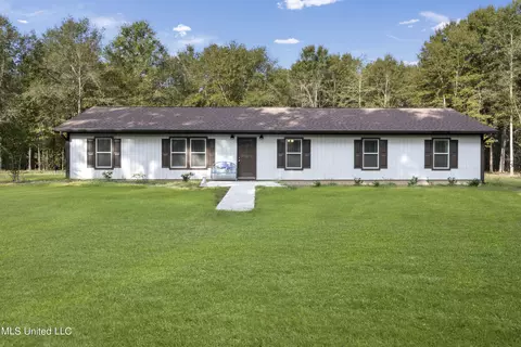 24559 Clarke Rd, Saucier, MS 39574