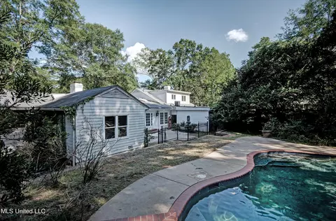 Exterior - 4323 Brook Dr, Jackson, MS 39206 photo 12 of 16