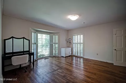 Bedroom - 4323 Brook Dr, Jackson, MS 39206 photo 4 of 11
