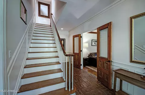 Entry Way - 4323 Brook Dr, Jackson, MS 39206 photo 1 of 4