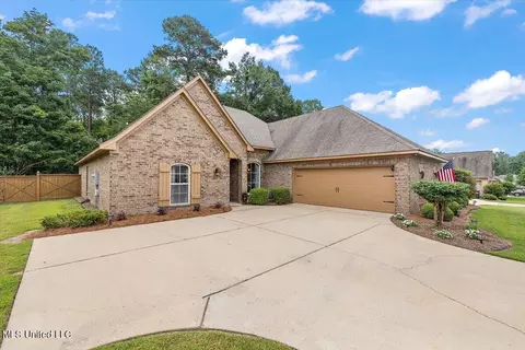 192 Belle Oak Dr, Brandon, MS 39042 photo 3
