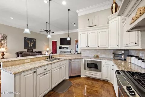 192 Belle Oak Dr, Brandon, MS 39042 photo 14